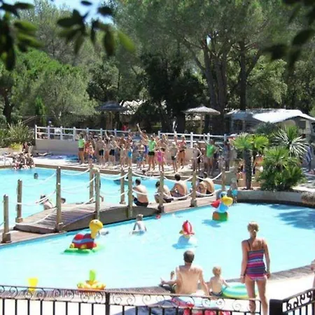 Comfortable 3-Bed Chalet In Roquebrune-Sur-Argens