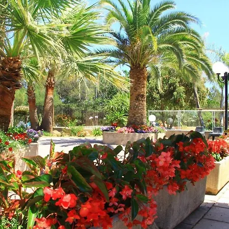 Casa vacanze Comfortable 3-Bed Chalet In Roquebrune-Sur-Argens *