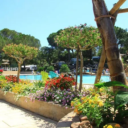 Comfortable 3-Bed Chalet In Roquebrune-Sur-Argens *